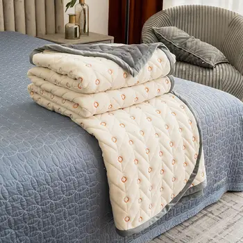 Šviesos Prabangus Dvipusis Pieno Aksomo Siuvinėjimo trijų sluoksnių medvilnės sluoksnio daugiafunkcinis, antklodė, lovos antklodė padengti bedshe